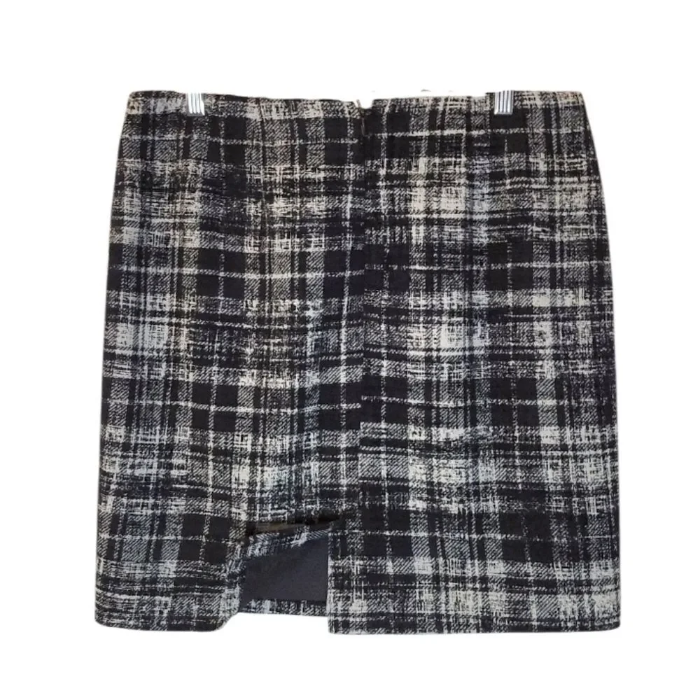 Ann Taylor Classic Black and White Wool Blend Plaid Tweed Mini Skirt Size 12